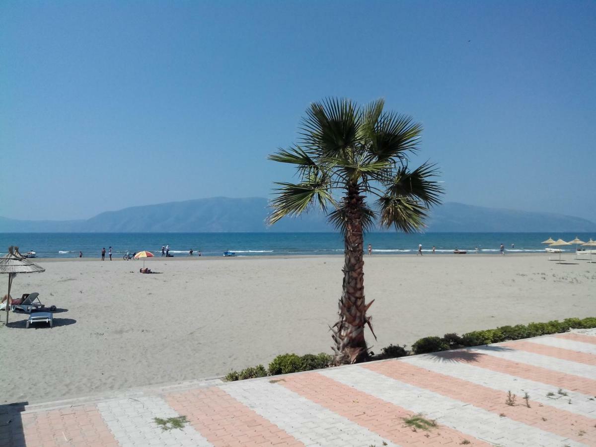 Rass' Apartment Vlorë Buitenkant foto
